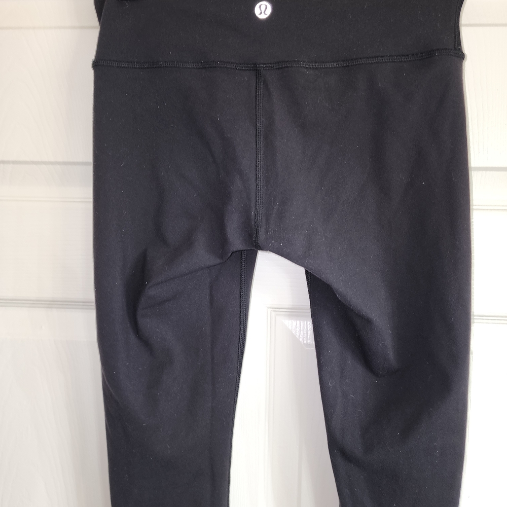 lululemon athletic Size 4 Black Athletic Leggings